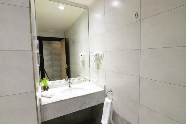 Touq Balad image 114