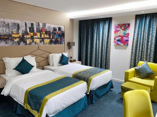 Touq Balad image 215