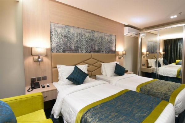 Touq Balad image 235
